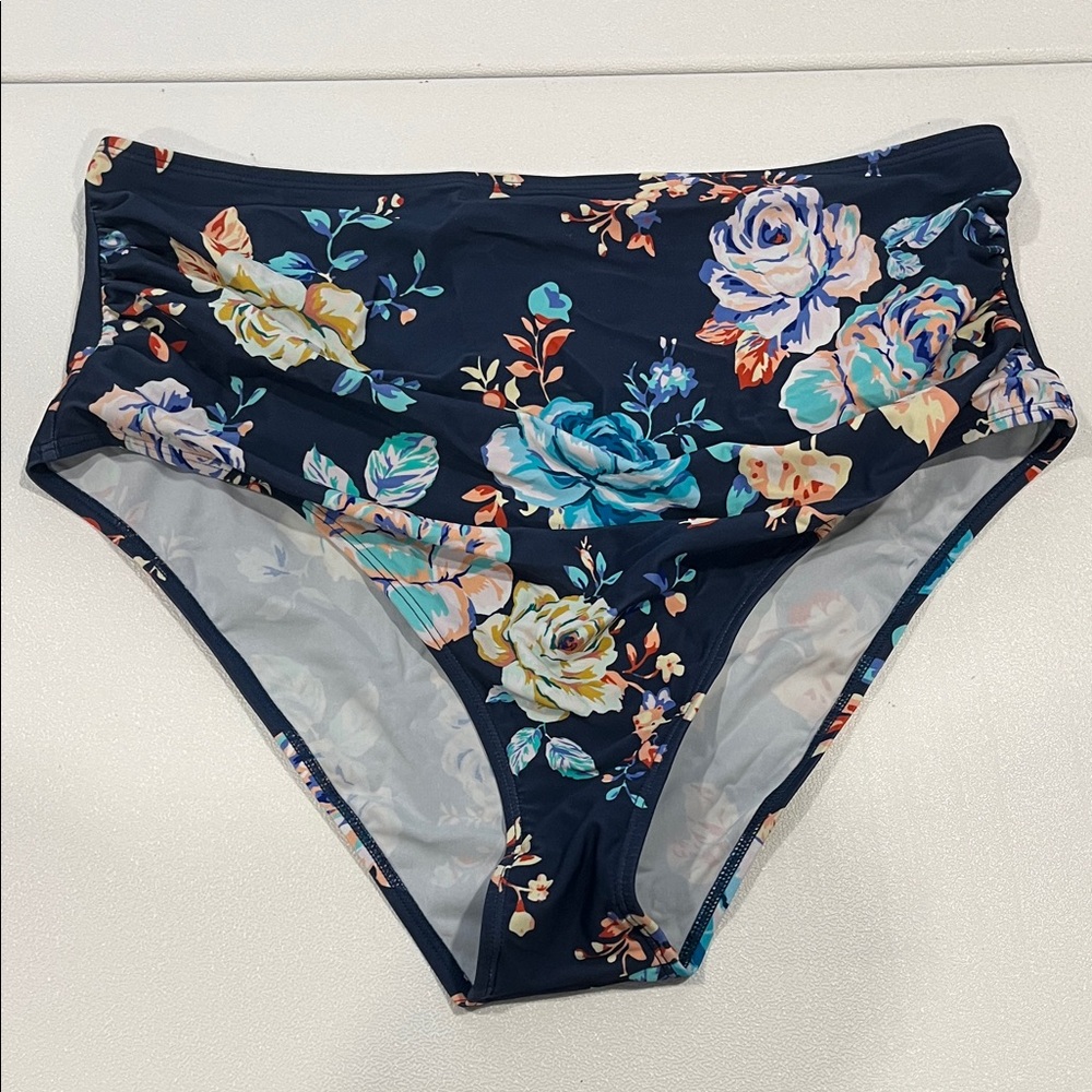 Cupshe Floral High-Waisted Bikini Bottom - Navy and Multicolor